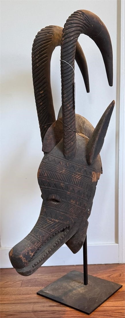 Large African Carv Wooden Bobo Antelope Mask (1 of 8)