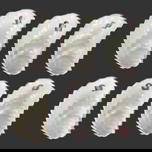 Lot of 6 Figural Porcelain Oyster Dishes: Lot of 6 Figural Porcelain Oyster Dishes. Approx. dimensions (in): 1.75 x 3 x 4.5. Buyer pays shipping cost. We provide in-house shipping for most of the items. Our shipping quote is only good for shi