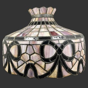 Stained Slag Glass Ribbon Bow Lamp Shade