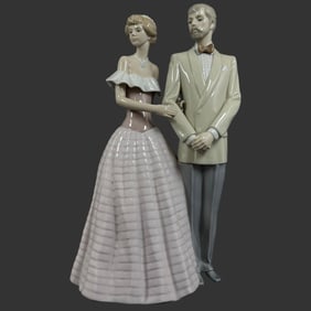 Lladro Spain 'An Evening Out' Porcelain Figurine