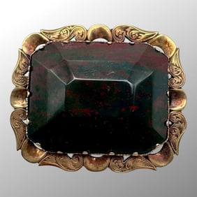 Antique 14K Yellow Gold Bloodstone Brooch/Pin