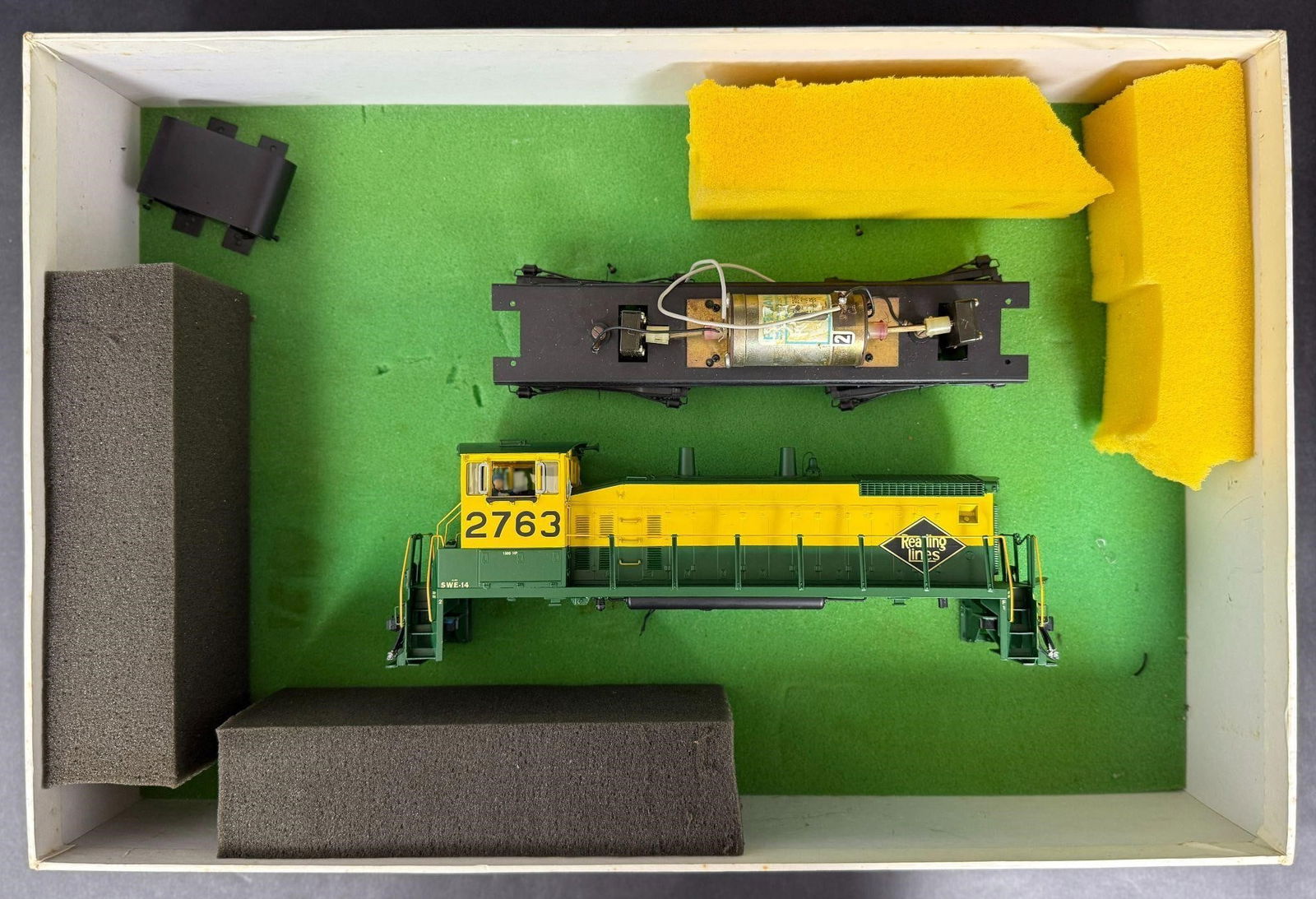 Overland Models, Inc. EMD SW-1500 Train (1 of 7)