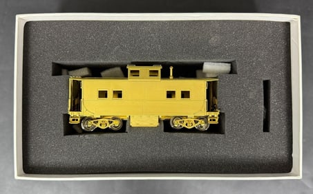 Overland Models, Inc. Reading Steel Caboose Train