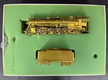Overland Models, Inc. DL&W 'P-1' 4-8-2 Train