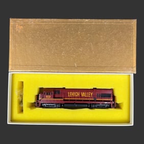 Oriental Limited GE U-23B Low Hood LV Train
