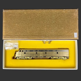 Oriental Limited EMD E8A Std, w/ Horizontal Grille