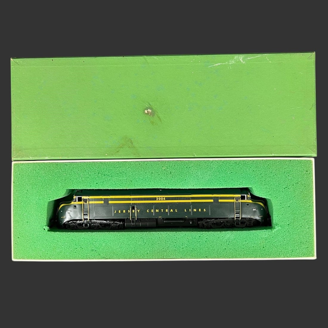 Overland Models, Inc. CNJ Baldwin DR-6-4-20 Train (1 of 8)