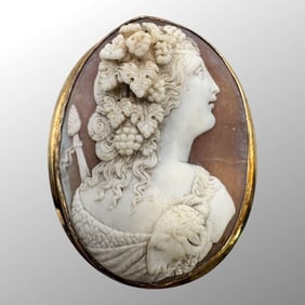 14K Yellow Gold Shell Cameo Brooch/Pin