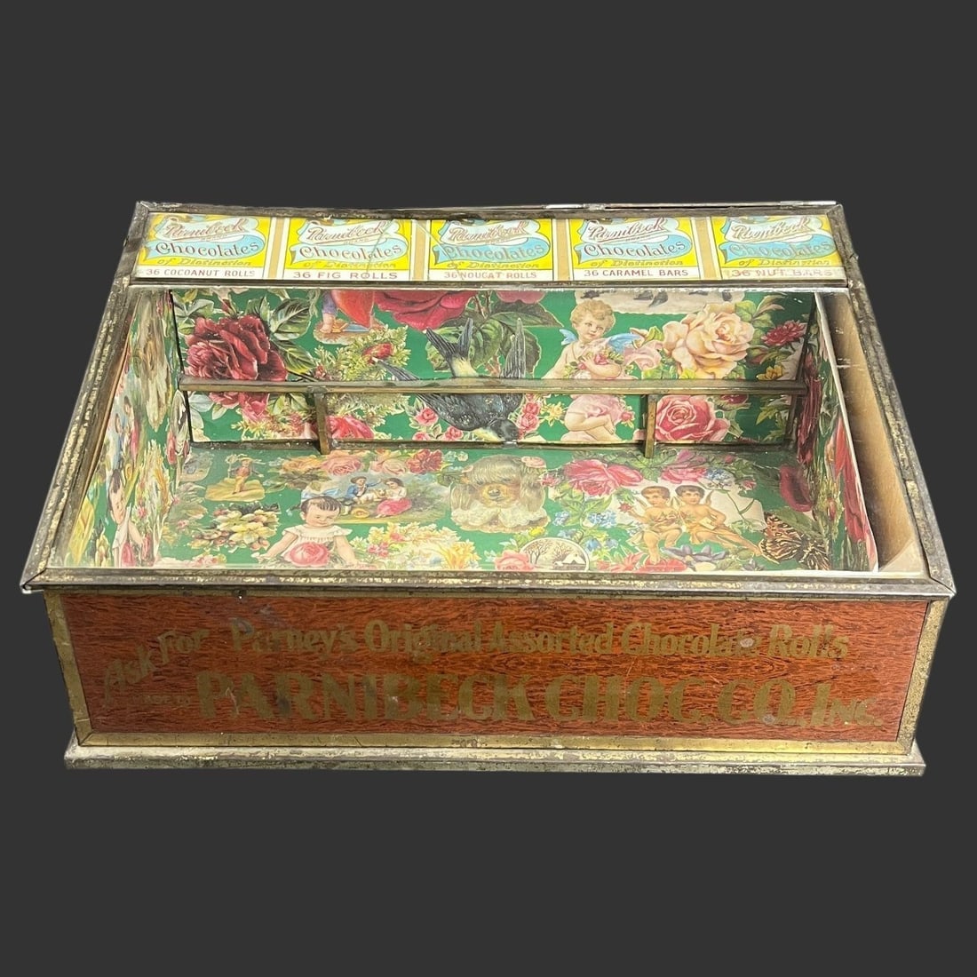 Parnibeck Chocolates Counter-Top Display Case (1 of 12)