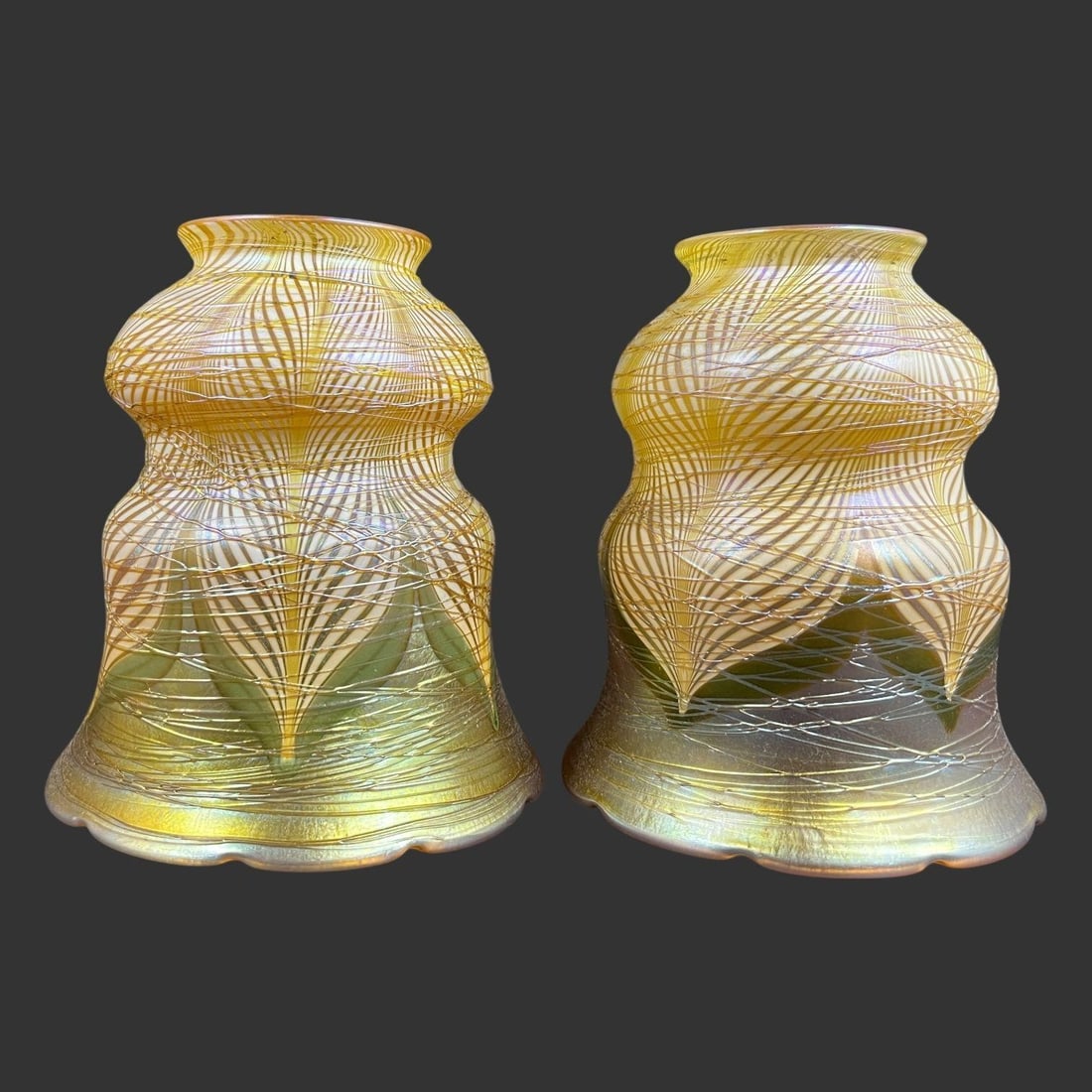 Lot of 2 Pulled Feather Art Glass Lamp Shades (1 of 5)