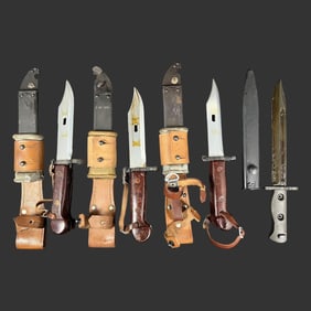 3HungarianAKM&1AustralianL1A2BayonetsLot