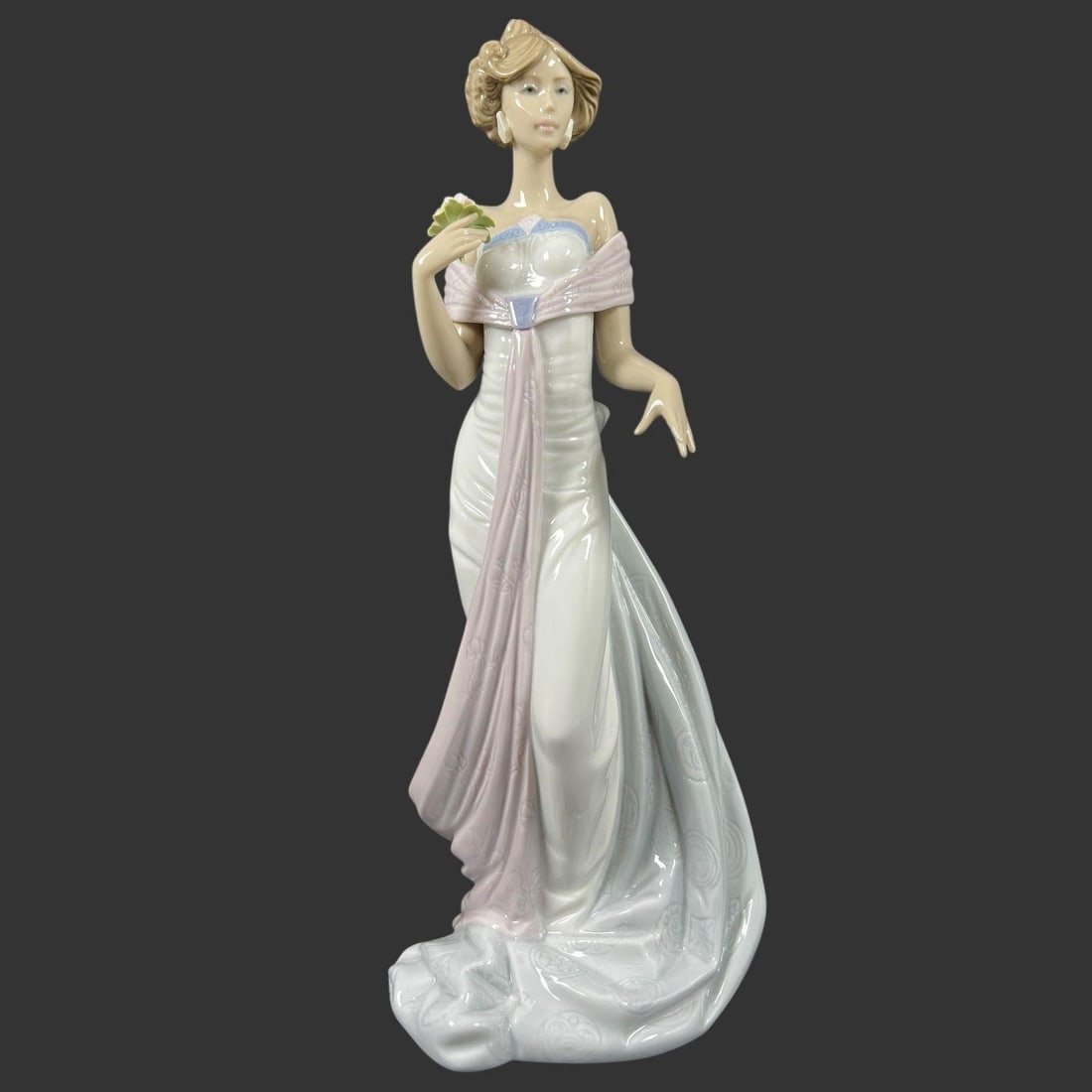 Lladro Spain Porcelain #6366 'Summer Infatuation' (1 of 7)