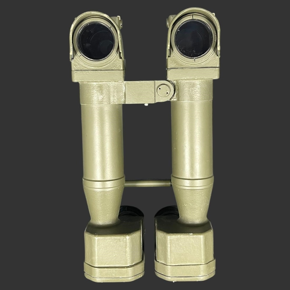 British AFV Binocular Periscopic No. 2 Mk II: This original British military binocular periscopic sight is the No. 2 Mk II pattern for Armoured Fighting Vehicles (AFV), dated 1980 and serial numbered 221, as clearly marked on the central bridge.