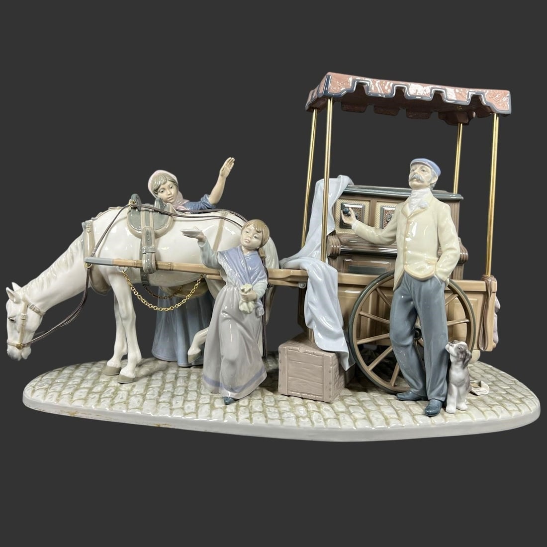 Lladro Spain "Send Me a Letter" Porcelain Group (1 of 10)