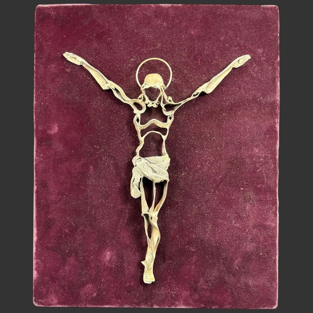 Sterling Silver Abstract Christ Crucifix Gio Ponti: Mid Century Sterling Silver Abstract Christ Crucifix Italy Attributed To Gio Ponti. Striking modernist crucifix featuring an abstract, elongated figure of Christ rendered in sterling silver, marked "9