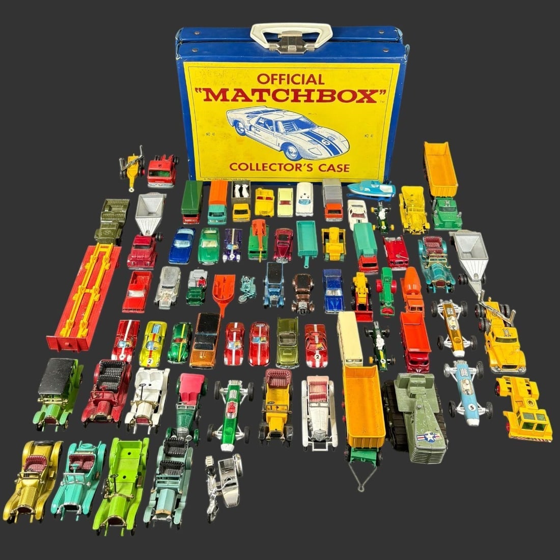 Large Lot of Mixed Cars Matchbox, Hot Wheels (1 of 12)