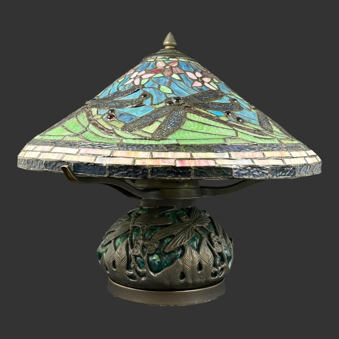 Tiffany-Style Dragonfly Table Lamp Mosaic Shade (1 of 9)