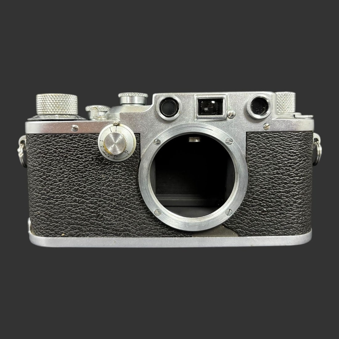 Leica D.R.P. Ernst Leitz Wetzlar Rangefinder Camera Body (Barnack Style, Early Model) (1 of 9)