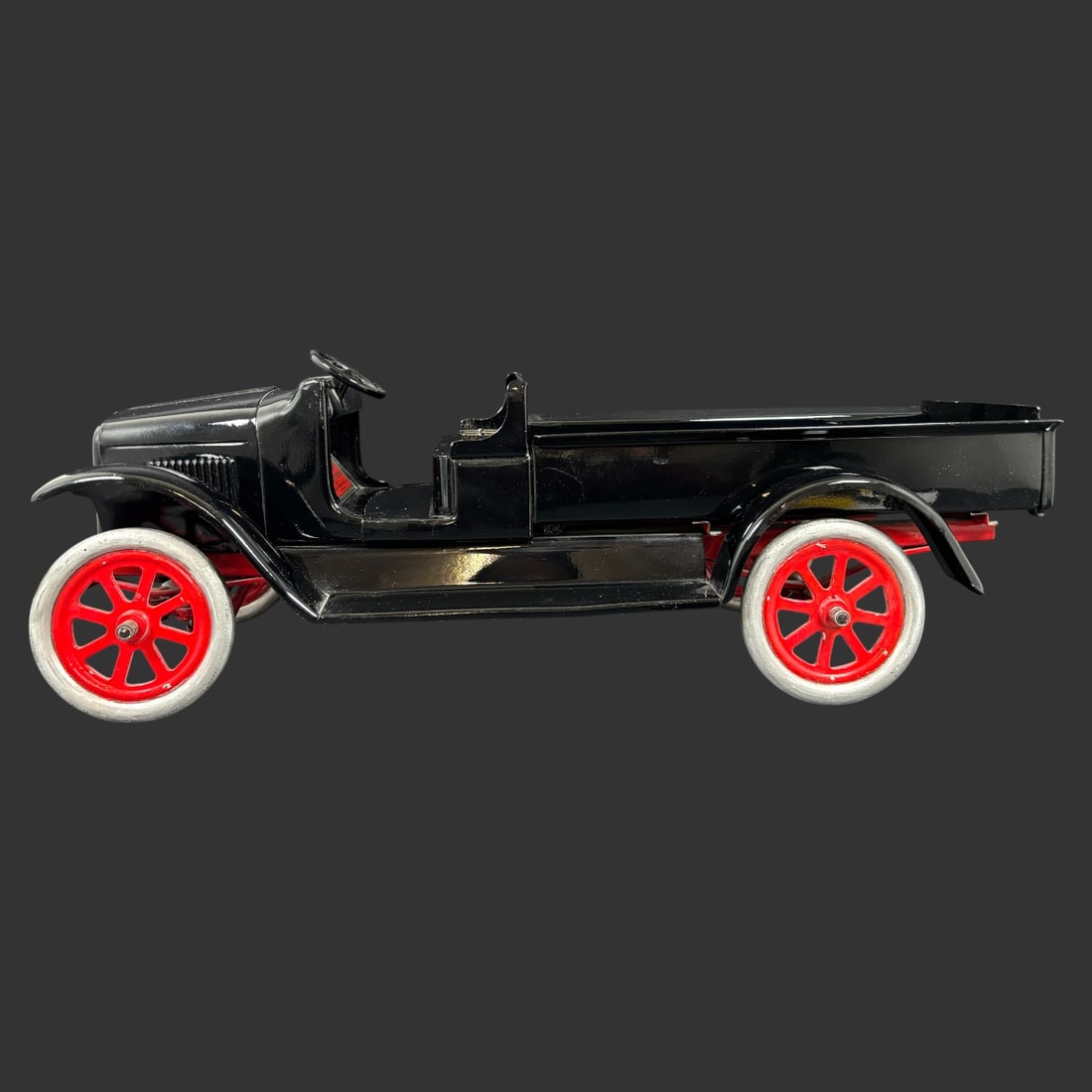 Buddy "L" Truck Pressed Steel Dump Truck (1 of 8)