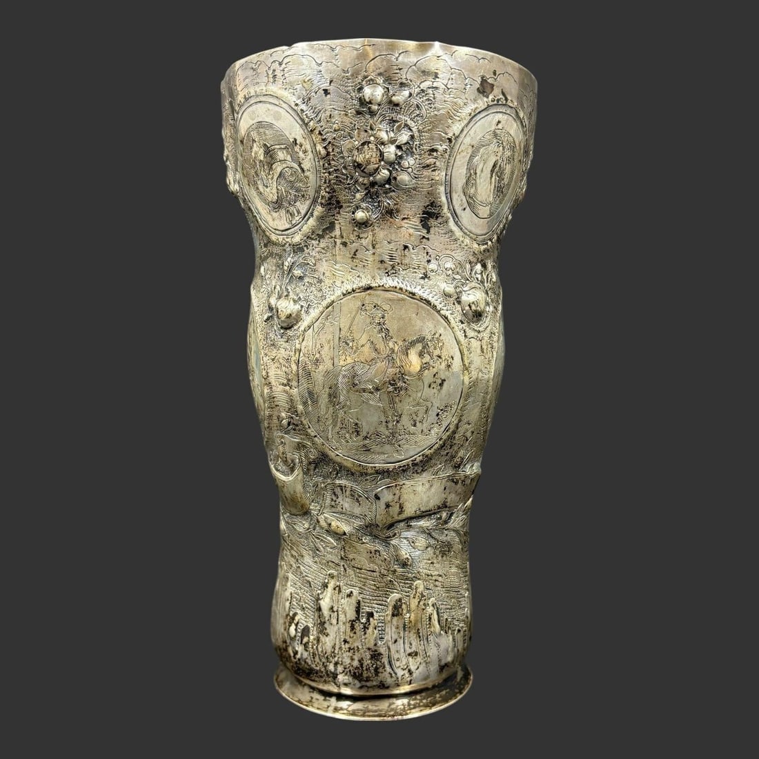 German 800 Silver Repousse Beaker Goblet E.D. Wollenweber (1 of 10)
