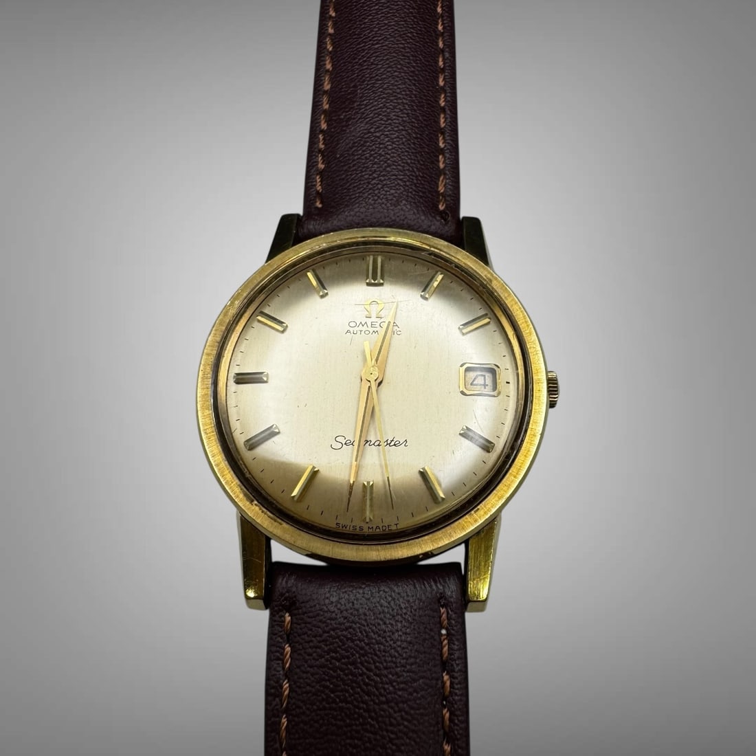 Vintage Omega Seamaster Automatic Gold-Tone Men’s Wristwatch (1 of 4)