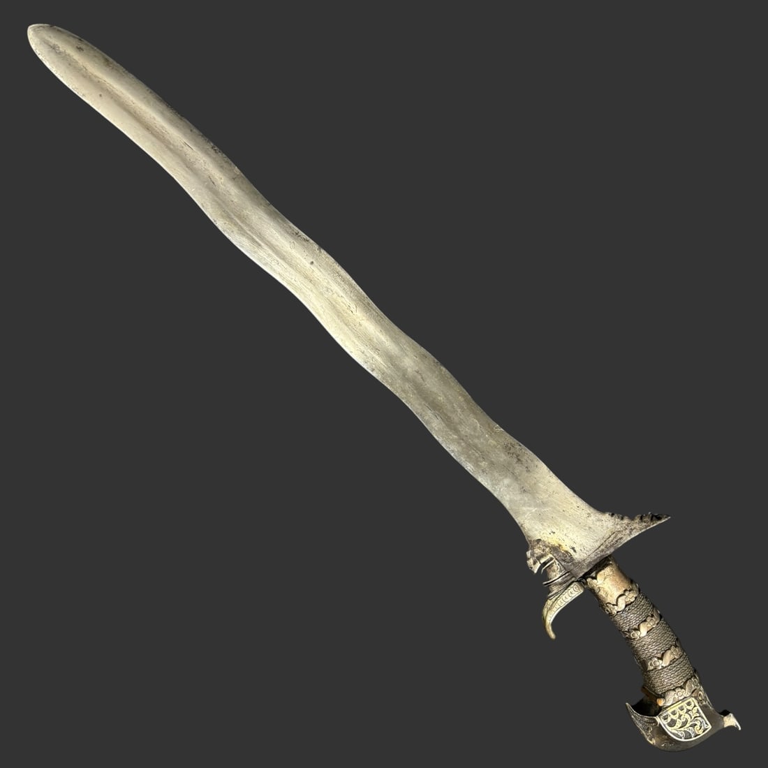 Antique Southeast Asian Kris (Keris) Sword Dagger: An ex