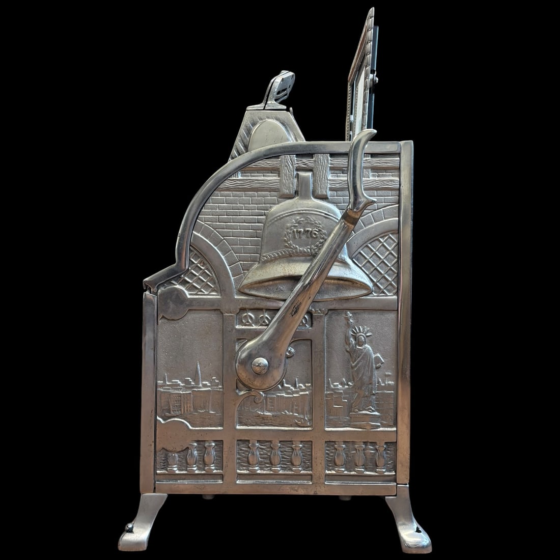 The Operators Bell 5¢ Bell-Fruit-Gum Antique Slot Machine - 4