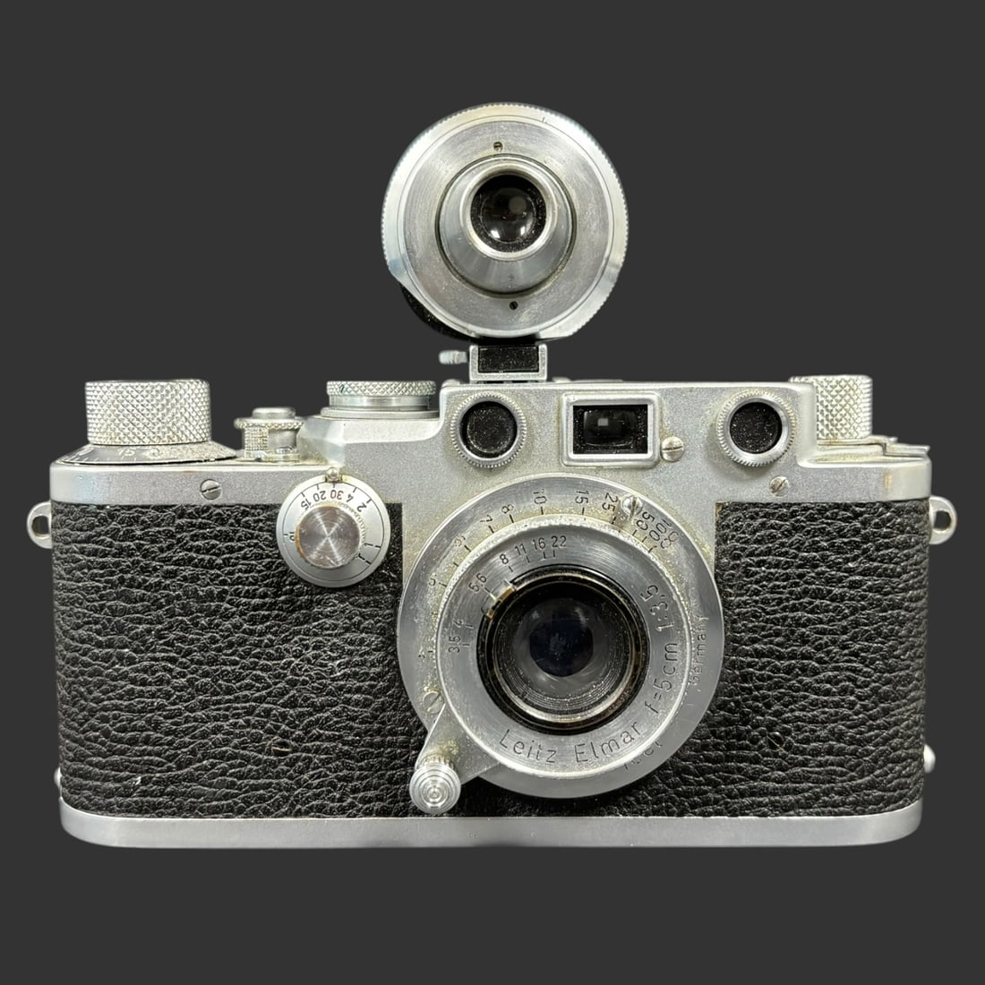 Leica IIIa 35mm Rangefinder Camera w/ Leitz Elmar 5cm f/3.5 Lens (1 of 13)