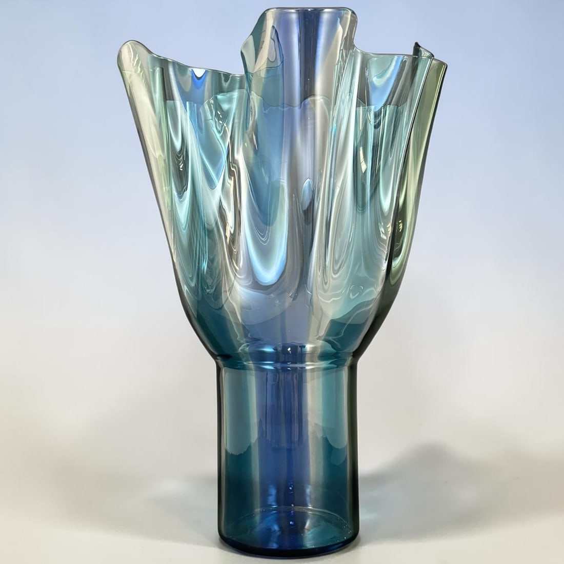 1991 Venini “Kukinto?? Art Glass Vase by Timo Sarpaneva (1 of 8)