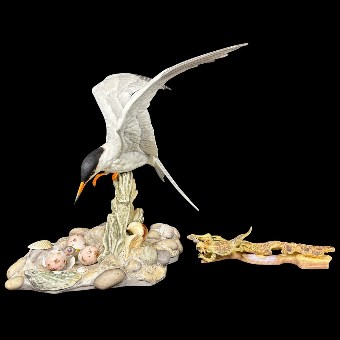 Boehm Limited Edition “Downy Tern?? Porcelain Sculpture Lizard Companion (1 of 12)