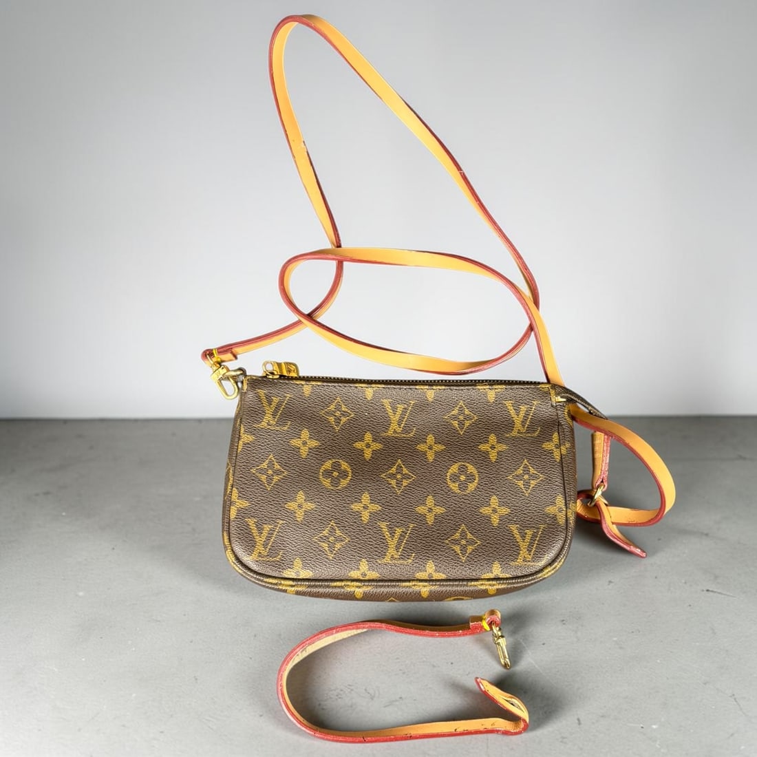 Louis Vuitton Monogram Pochette Accessories Crossbody Bag: This