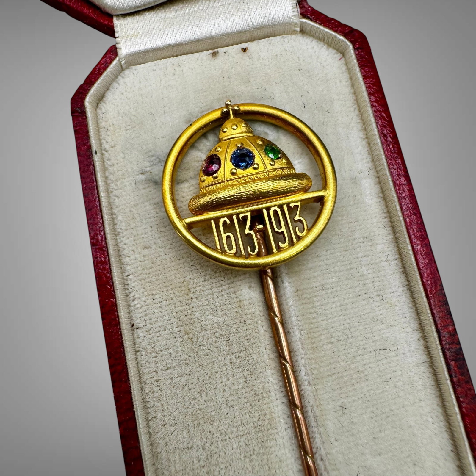 Russian Faberge Gold Gem-Set Commemorative Stick Pin 1613–1913 (1 of 5)