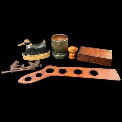 Antique American Folk Art and Primitive Woodenware Collection (1 of 14)