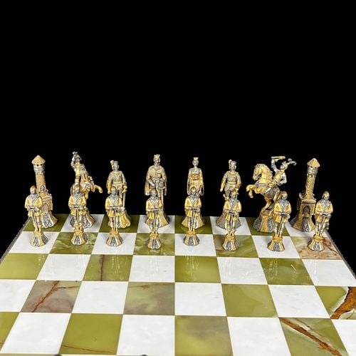 Piero Benzoni Medieval Figural Onyx Chess Set with Silver & Gold Tone Pieces - 2