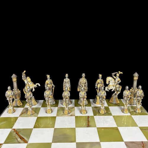Piero Benzoni Medieval Figural Onyx Chess Set with Silver & Gold Tone Pieces - 3