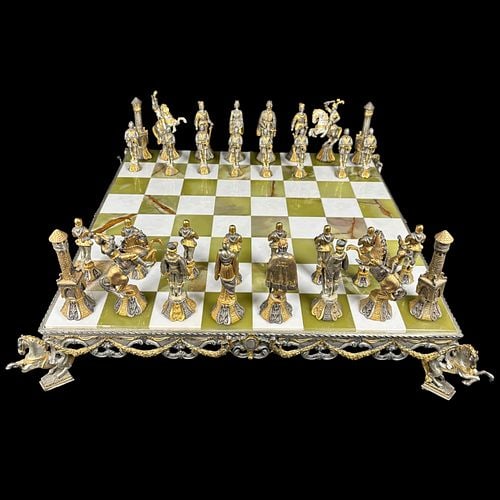 Piero Benzoni Medieval Figural Onyx Chess Set with Silver & Gold Tone Pieces - 4