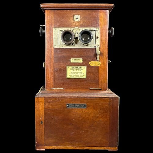 Early 20th Century Le Taxiphote Automatic Stereoscope by Richard Freres (1 of 18)