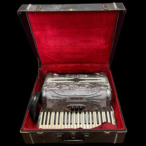 Vintage Melodiana Silver Pearl Piano Accordion with Case (1 of 6)