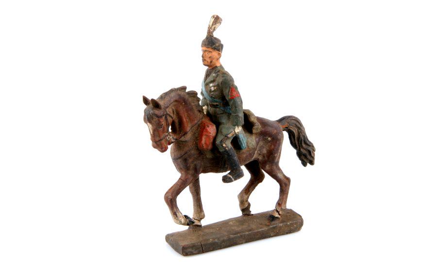 Italy, Mussolini on a horse, Lineol, produced about: Mussolini auf Schrittpferd, Lineol, 7,5 cm-Größe, originale Bemalung, deutlich verschmutzt und berieben, kleine Risse, K3, Massefiguren, passend zu Figuren von Lineol, Elastolin, Tipple Topp
