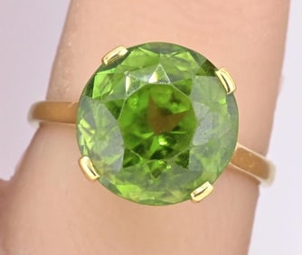 Rare Tiffany & Co 18K Peridot Ring Size 5 IGI Certified