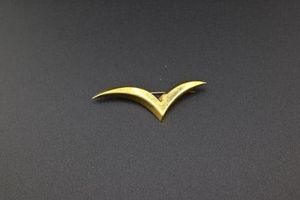 Tiffany & Co. Seagull Brooch 18K Gold 6.63 Grams