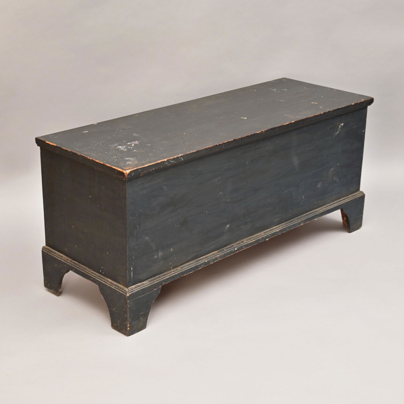 New England Chippendale Blue Painted Blanket Box (1 of 6)