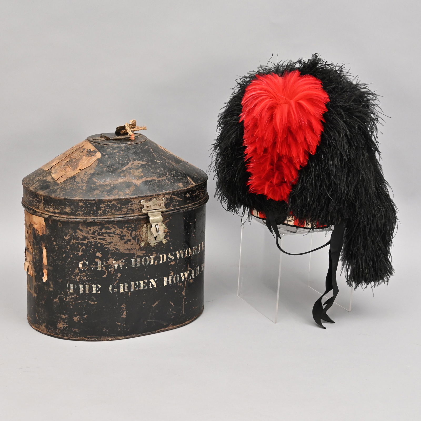 British Army Highland Feather Bonnet (1 of 4)