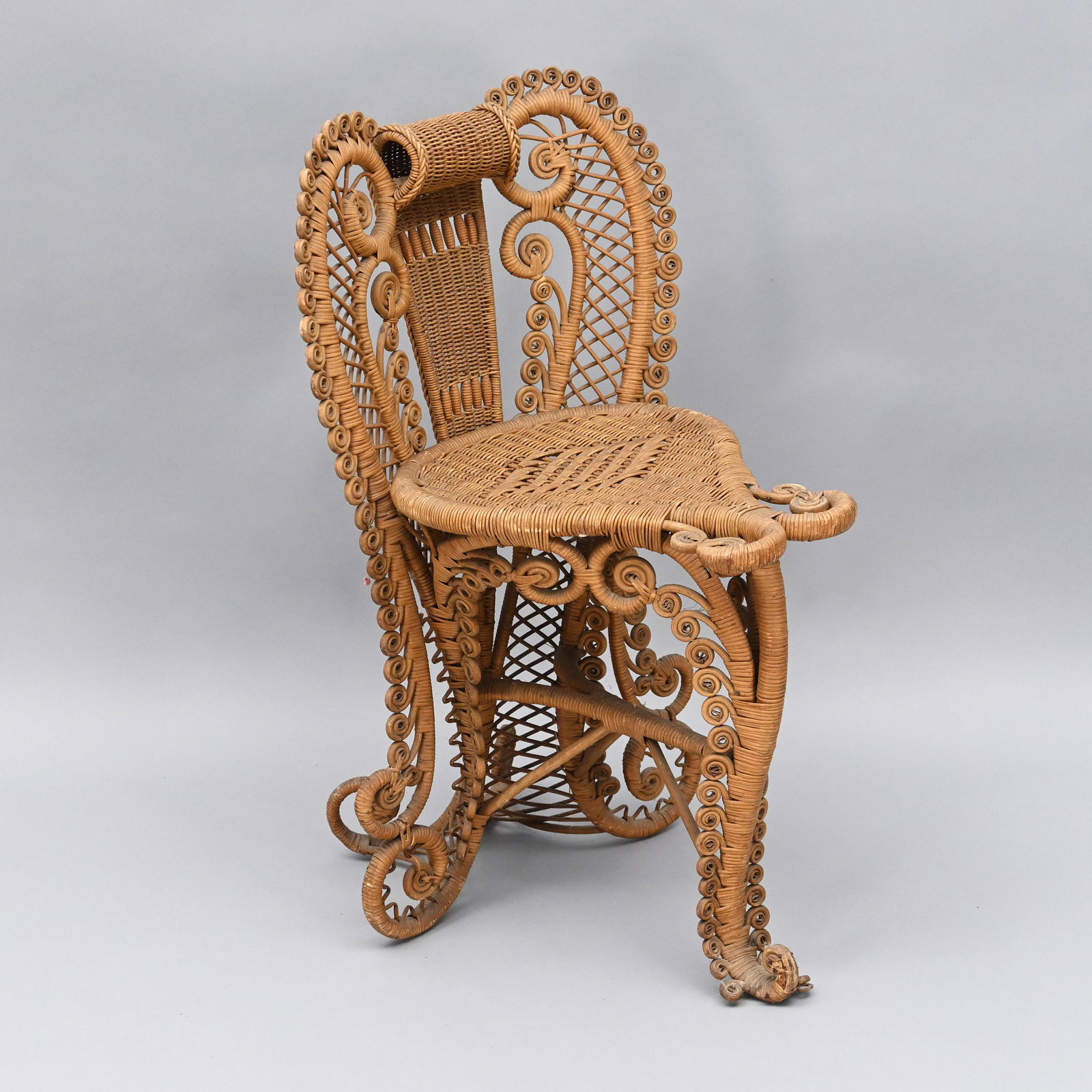Late Victorian Wicker Photographer's Chair (1 of 5)