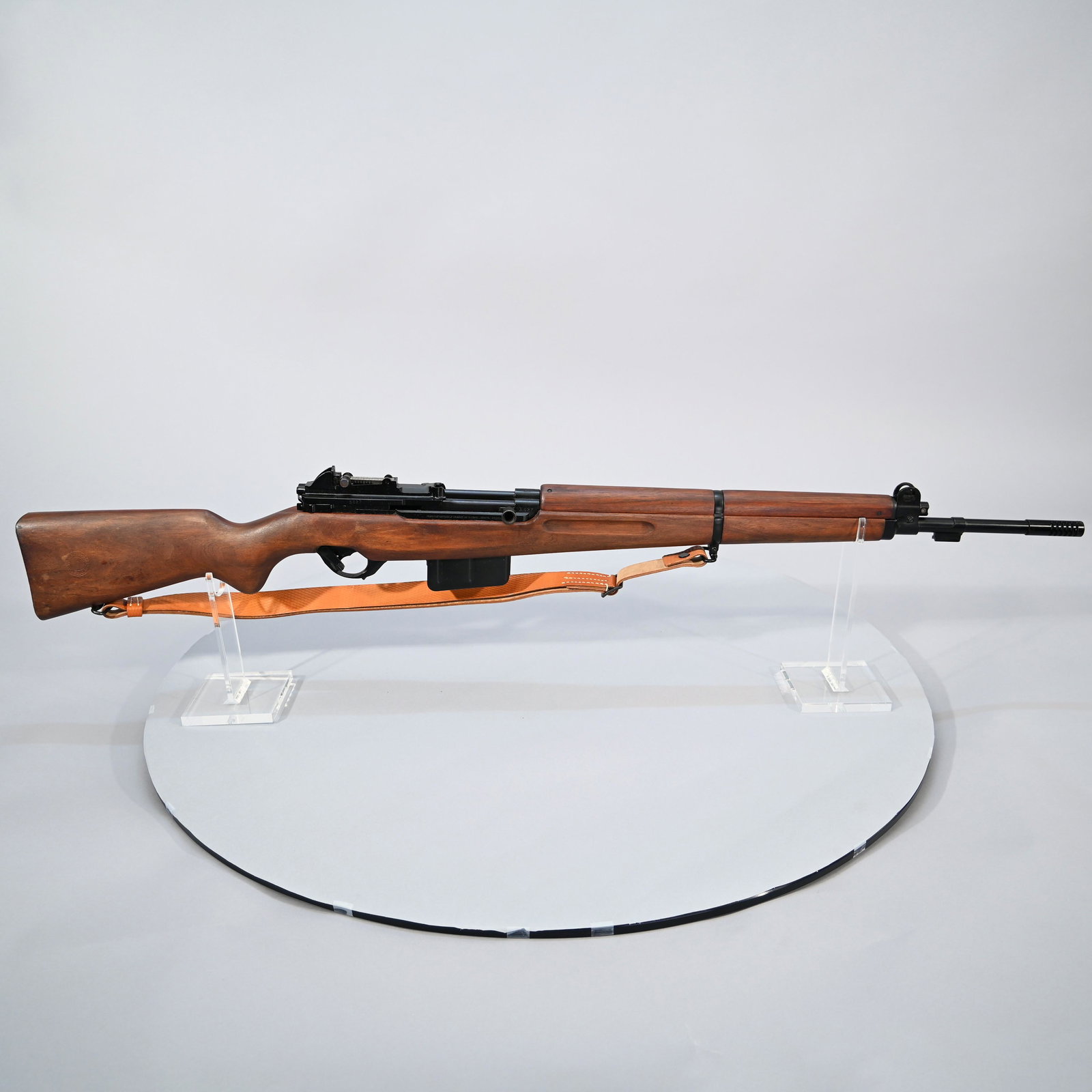 Fabrique Nationale Venezuelan Contract FN-49: Manufactured by Fabrique Nationale under contract for Venezuela, 7mm Mauser. #5627. Leather sling. Barrel length: 24.75 inches. Overall length: 46 inches.