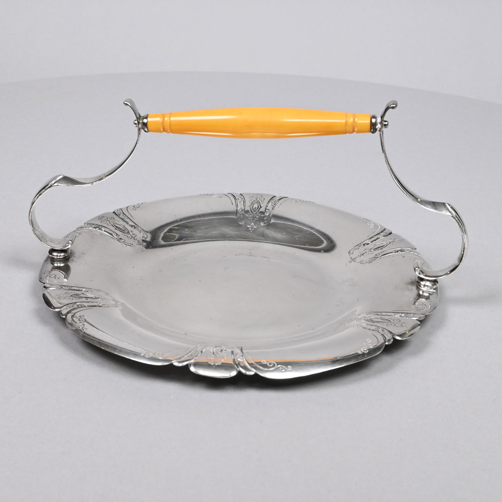 American Silver 'Chased Lady Diana' Sweetmeat Tray (1 of 3)