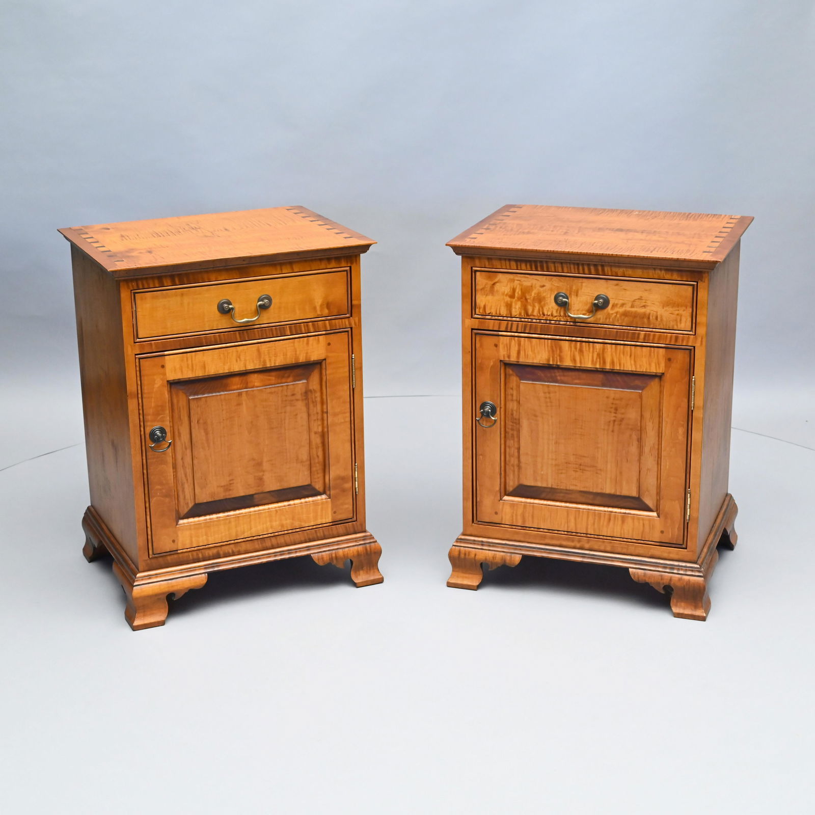 Pair of Chippendale-Style Stands, DR Dimes (1 of 7)