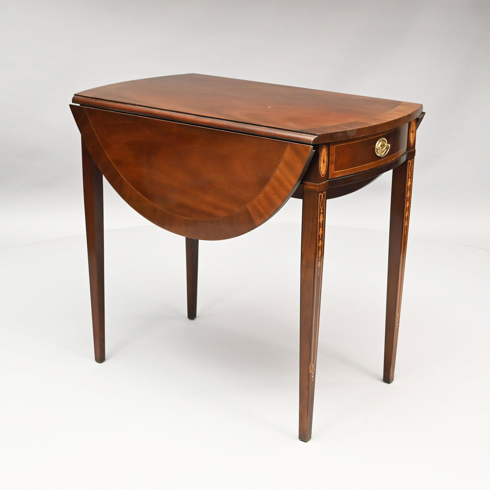 Federal-Style Inlaid Mahogany Pembroke Table (1 of 5)