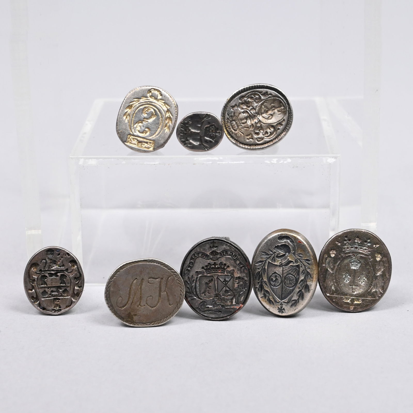 Eight Metal Armorial Fob Seals, Seven Armorial (1 of 17)