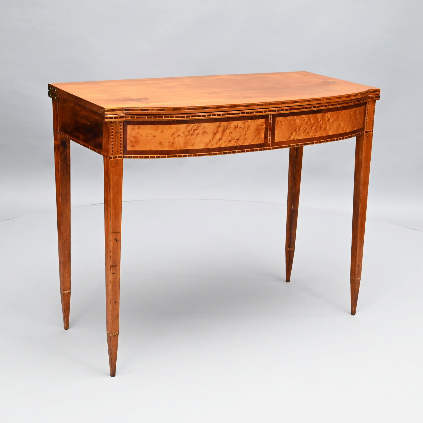 New Hampshire Federal Inlaid Birch Card Table (1 of 10)